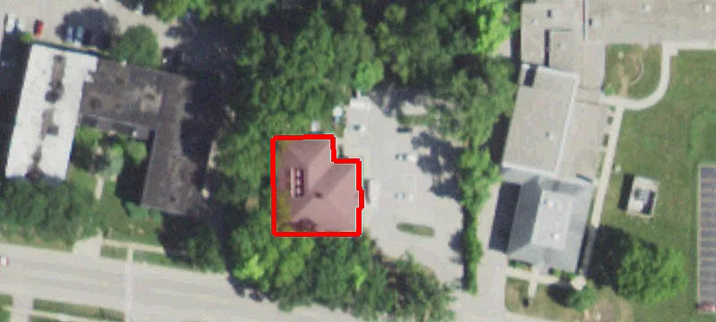 220 Maple Ave