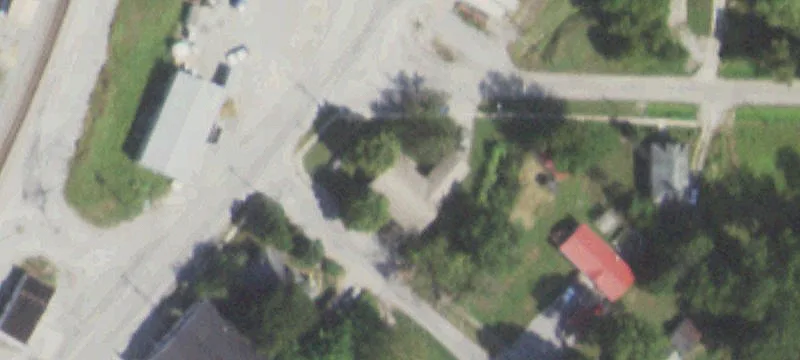 102 Elm St