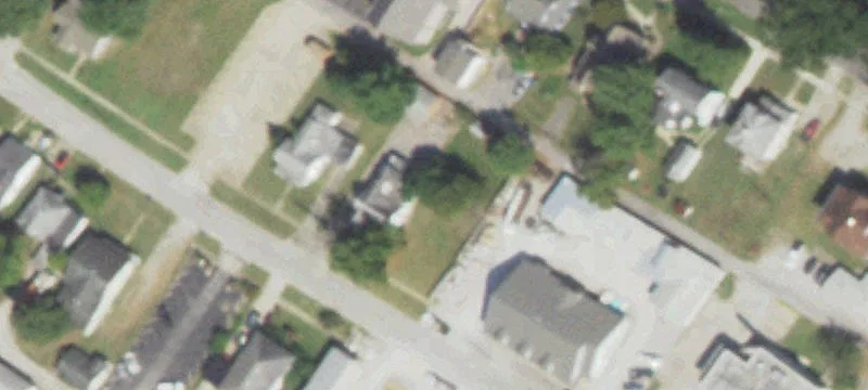 114 Chestnut St