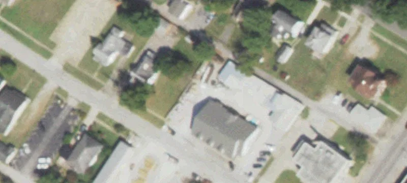 104 Chestnut St