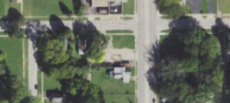875 Monroe St