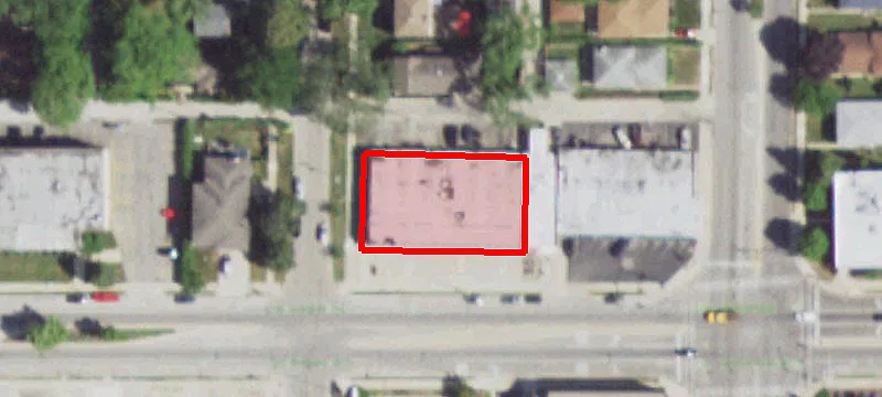 4012 Main St