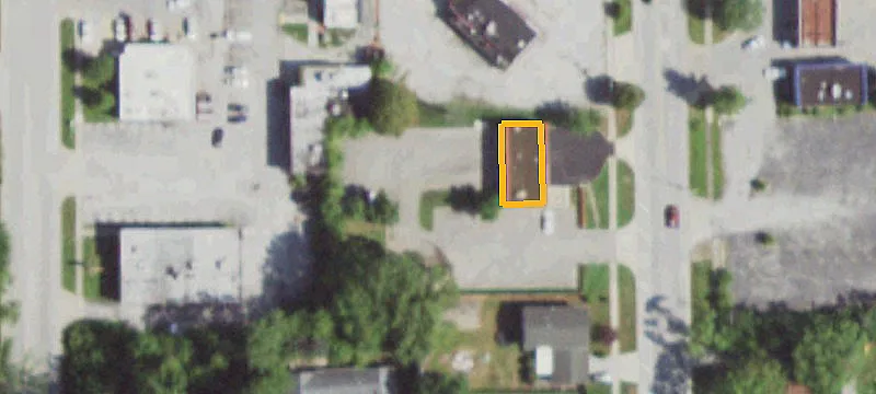 381 Blackhawk Dr
