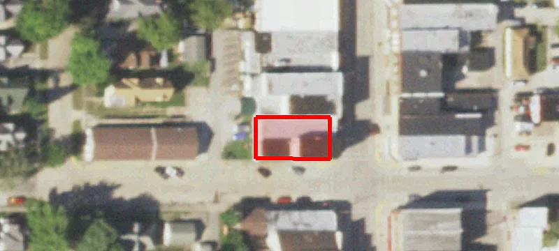 4 Main St