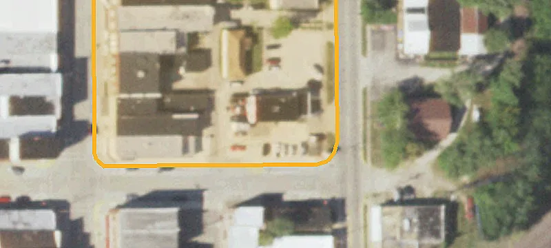 16 Monroe Ave