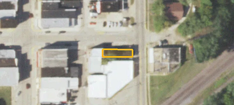 15 Monroe Ave