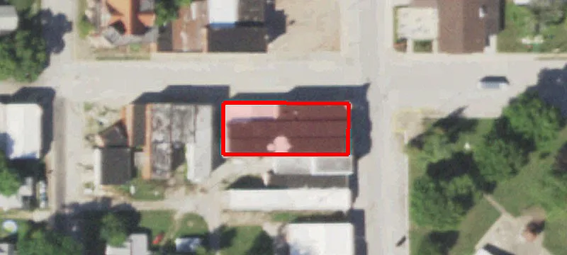 104 Broadway St