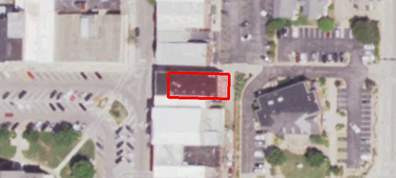 33 Side Sq