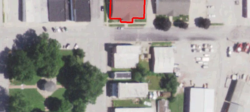 121 4th St