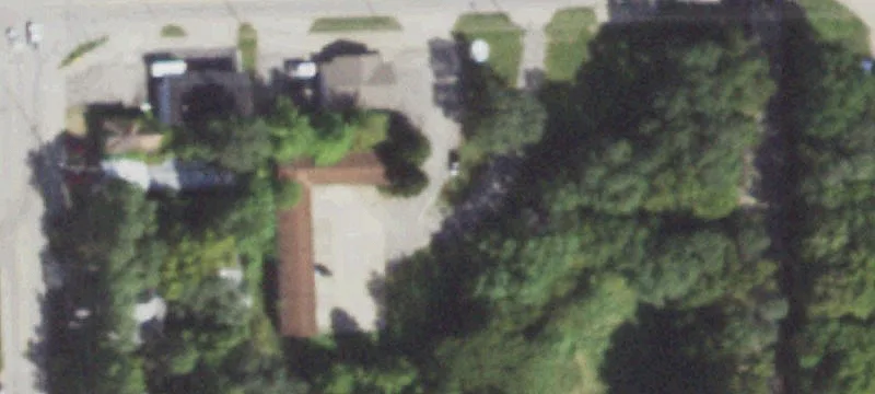320 Van Buren St