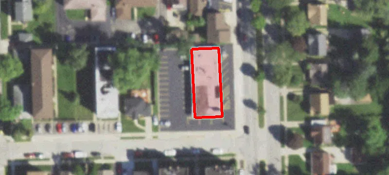 3020 Desplaines Ave