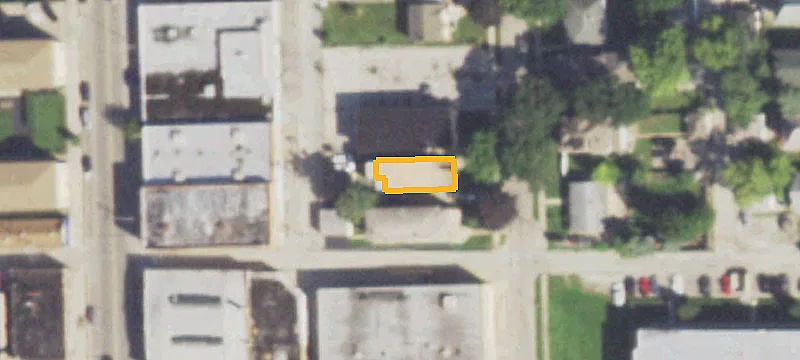 38 18th Ave