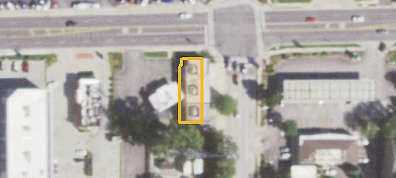 321 Roosevelt Rd