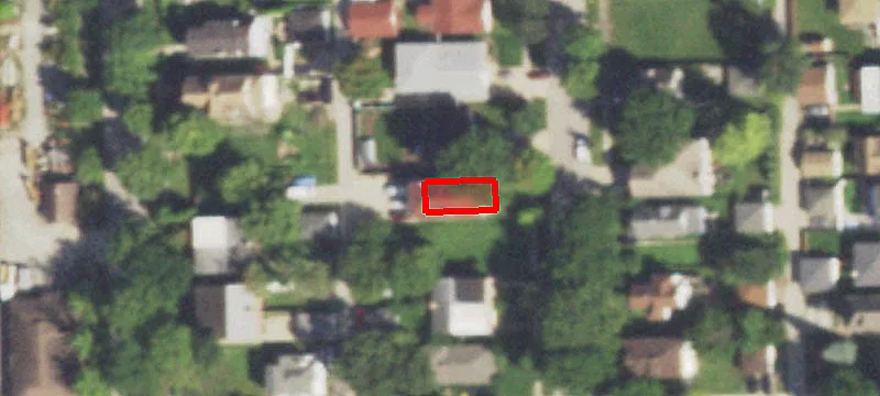 136 Sawyer Ave