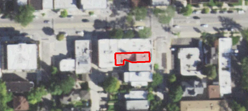 1101 Chicago Ave