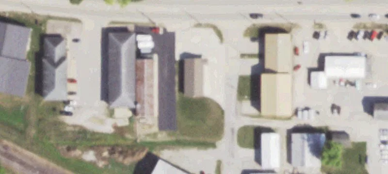 201 Oak St