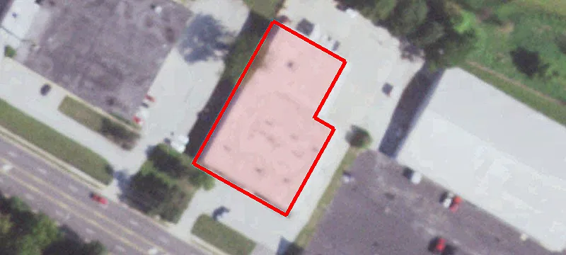 1050 Bloomington Rd