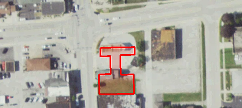 1351 Main St