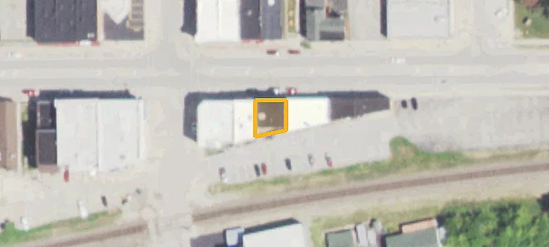 135 Lincoln Ave