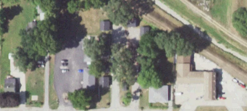 301 Mdw Ave