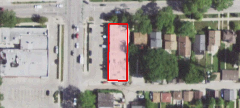 1820 Main St