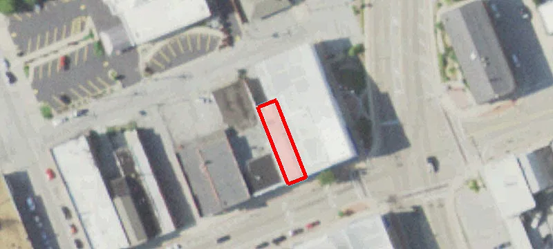 123 Main St