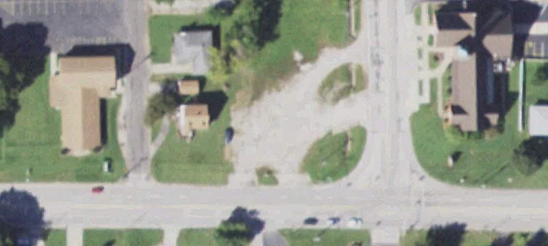 220 Airline Dr