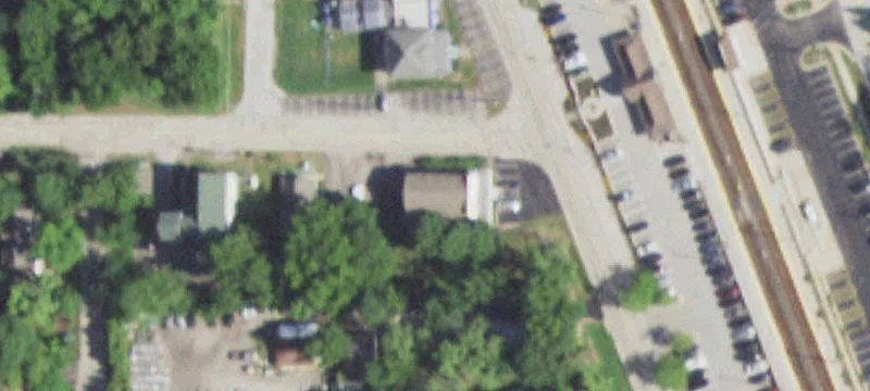 23042 Main St