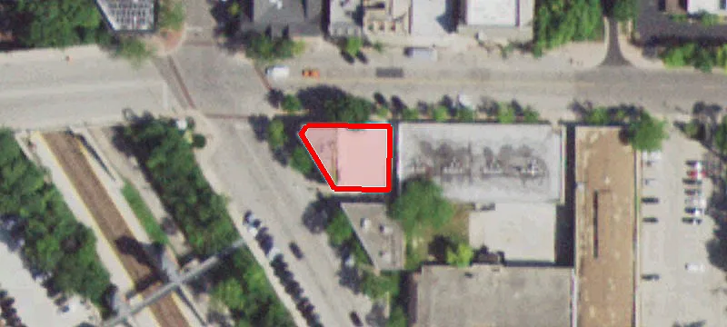 736 Elm St