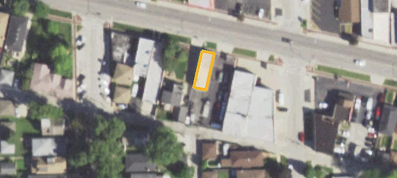 8209 Grand Ave