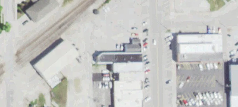 640 Broadway St