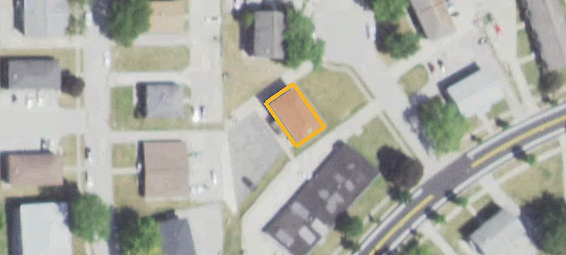 2 Larry Ct