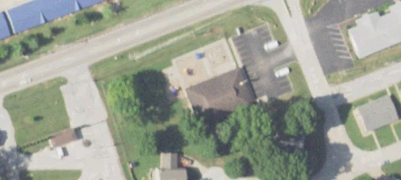 2390 Lebanon Ave