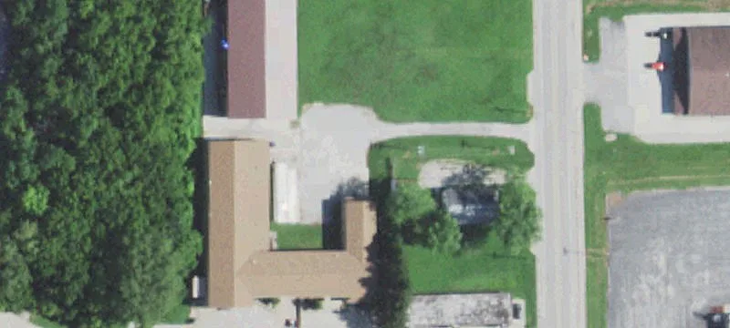 202 Poplar St