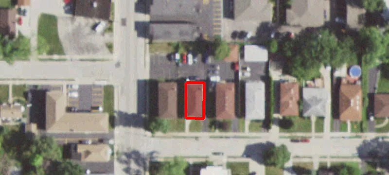 5208 Rdg Ave