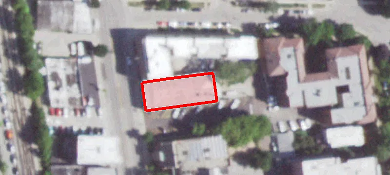 939 Chicago Ave