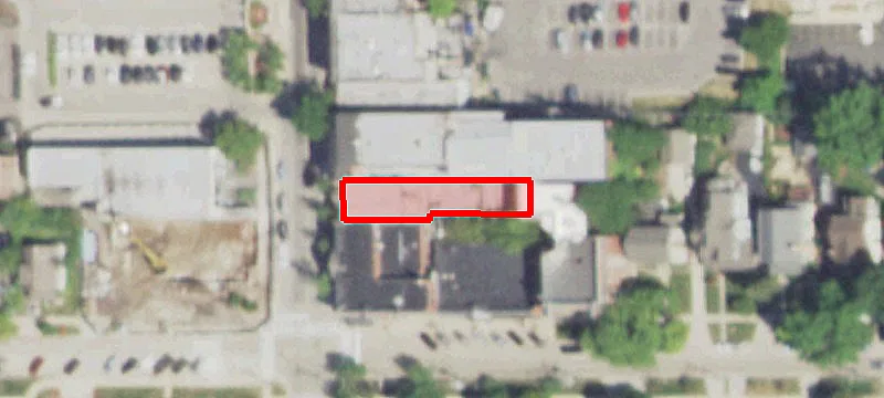 411 Main St