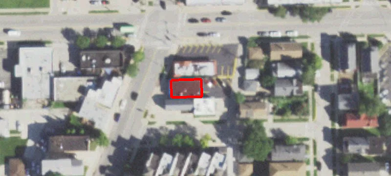 206 Des Plaines Ave