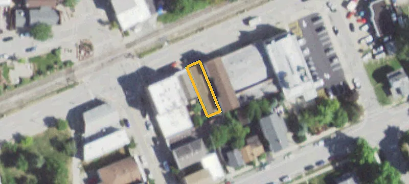 408 Main St