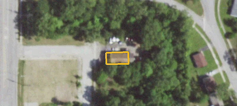 2001 Hillview Dr