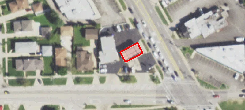 9002 Milwaukee Ave