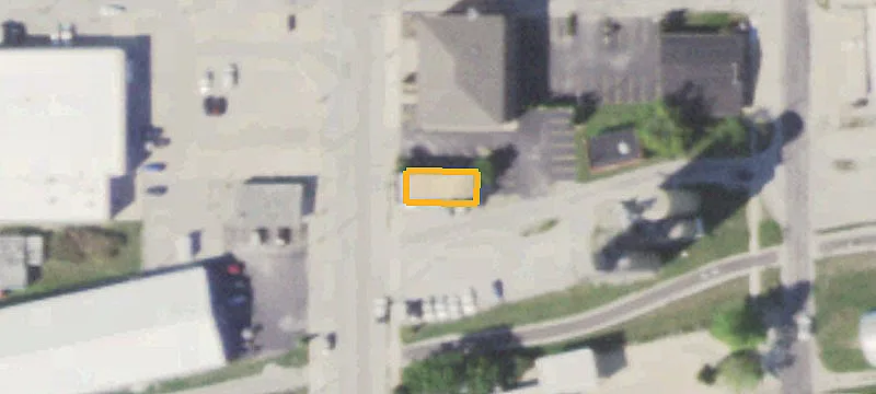 202 Main St