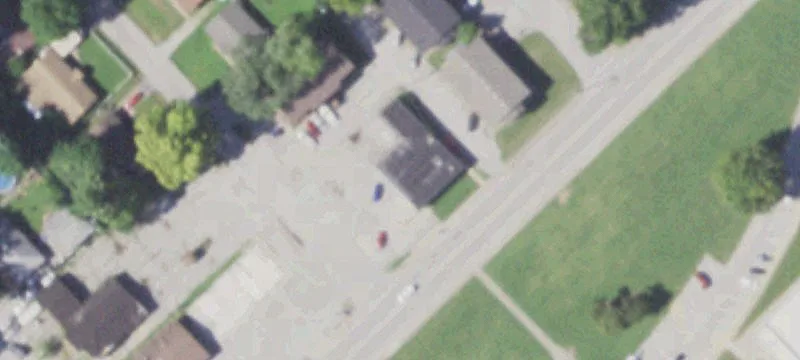 801 Range Ln