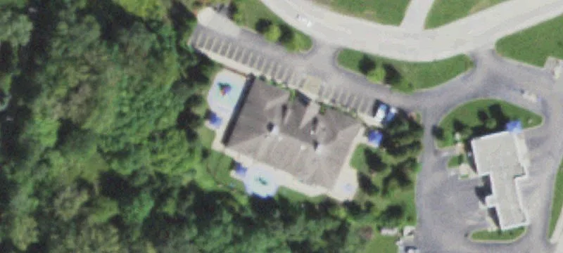 711 Willow Ln