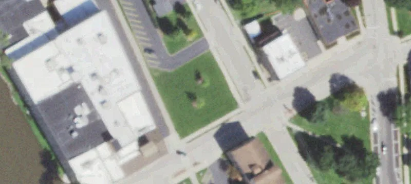 36 Main St