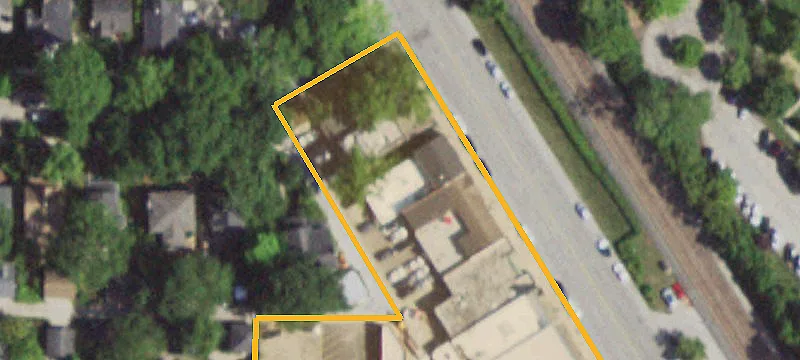 444 Grn Bay Rd