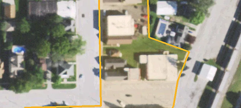 205 2nd St