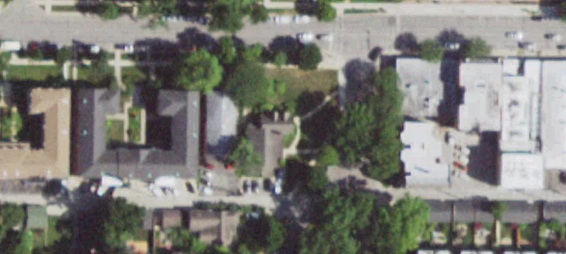 2200 Central St