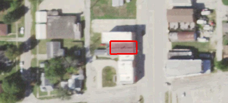 122 Main St