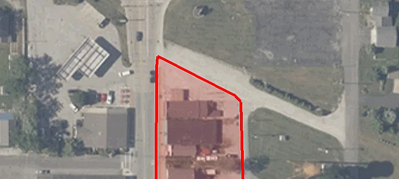 105 Main St